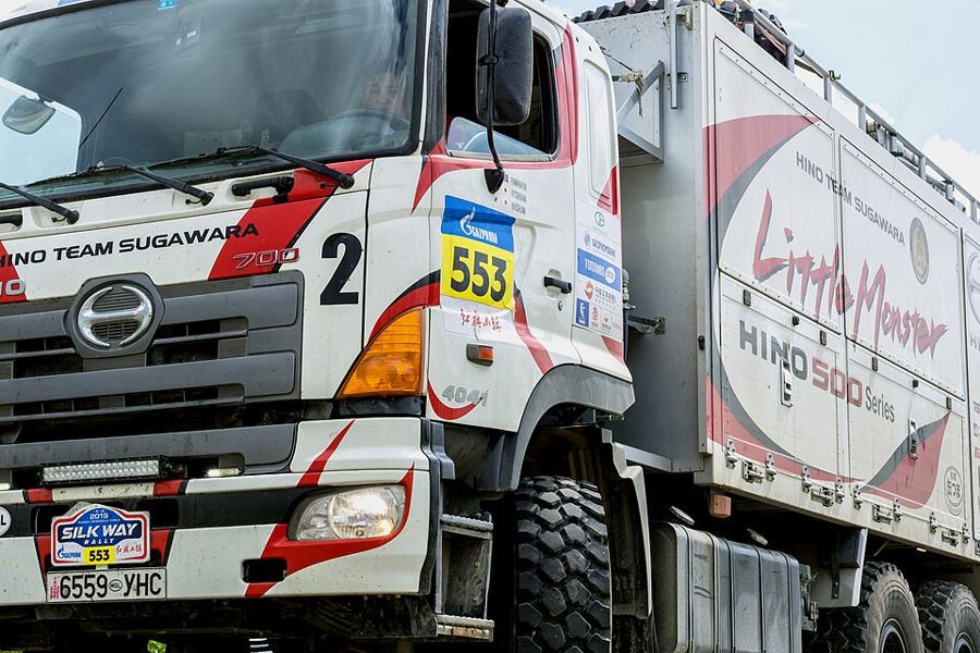 HINO 600 Series