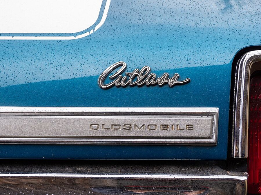Oldsmobile Cutlass