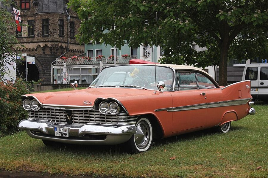 Plymouth Belvedere