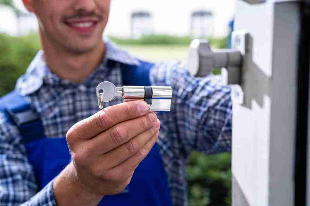4 Tips In Hiring Home Locksmith Services