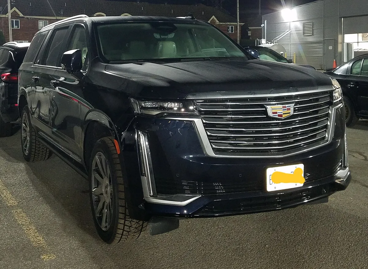 A Cadillac Escalade ESV, one of the GM trucks with push button start